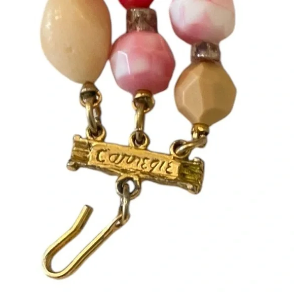 Vtg 60’s Hattie Carnegie 3 strand pink & beige multiple shape beads necklace - Picture 8 of 9